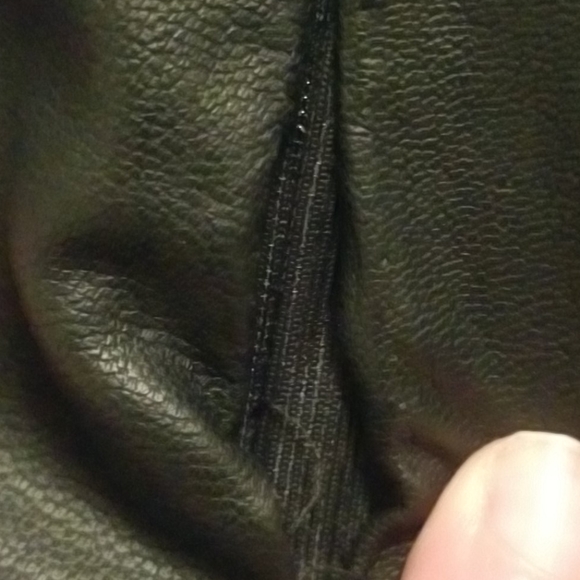 Romeo and Juliet faux leather skirt - Picture 3 of 5